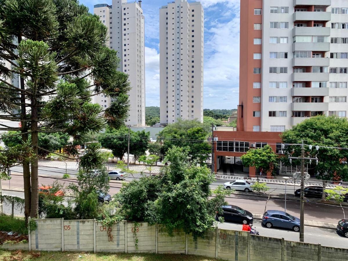 Encantador Suite: Vista Cidade e Cozinha Moderna no Bigorrilho Curitiba Exterior photo